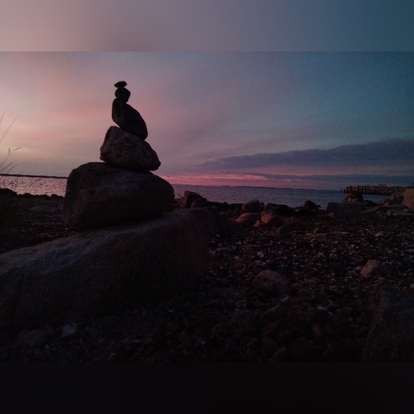 Meet your Posher, Kat Pocket - Picture 2 of 3